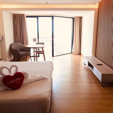 Sandy Spring Hotel Pattaya Bagian luar foto