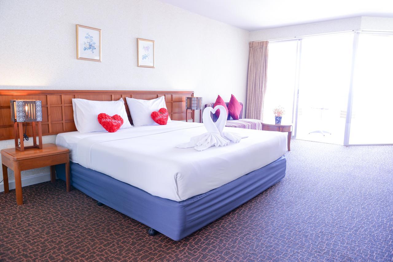Sandy Spring Hotel Pattaya Bagian luar foto