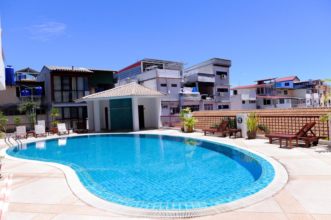 Sandy Spring Hotel Pattaya Bagian luar foto