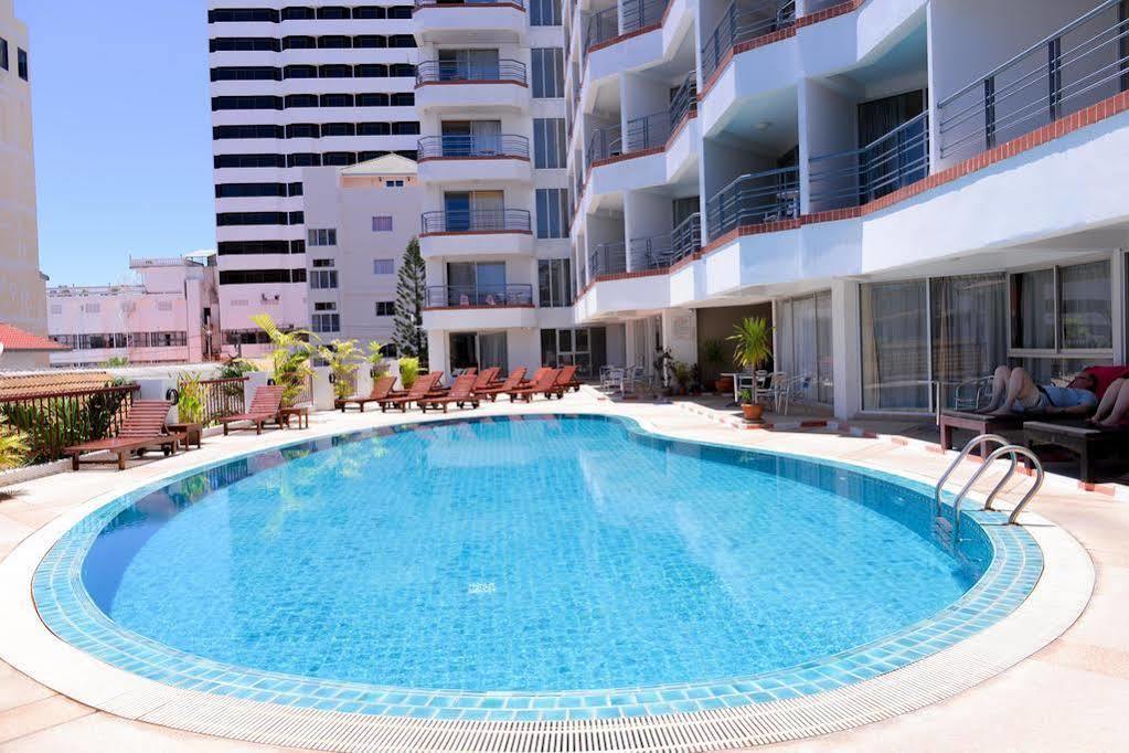 Sandy Spring Hotel Pattaya Bagian luar foto