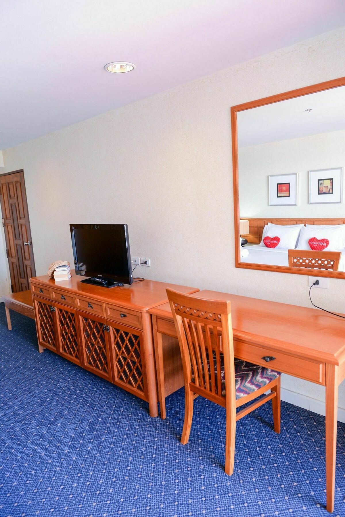 Sandy Spring Hotel Pattaya Bagian luar foto